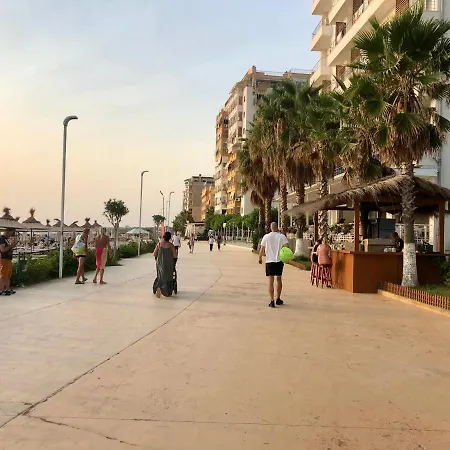 Beach Apartments Durres 아파트 *