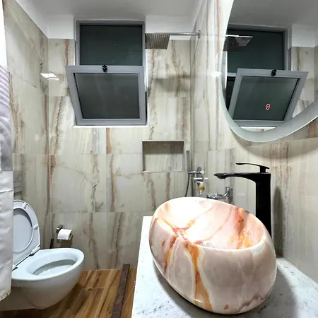 Beach Apartments Durres *